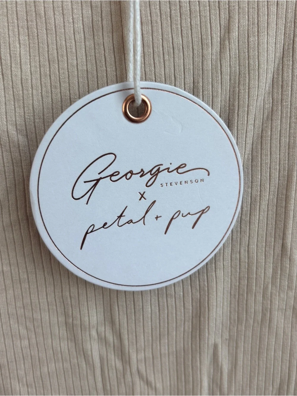 NWT GEORGIE X‎ PETAL & PUP SORELLA DRESS IN BEIGE, SIZE 2